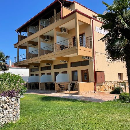 Helios Hotel Stavros  Bagian luar foto